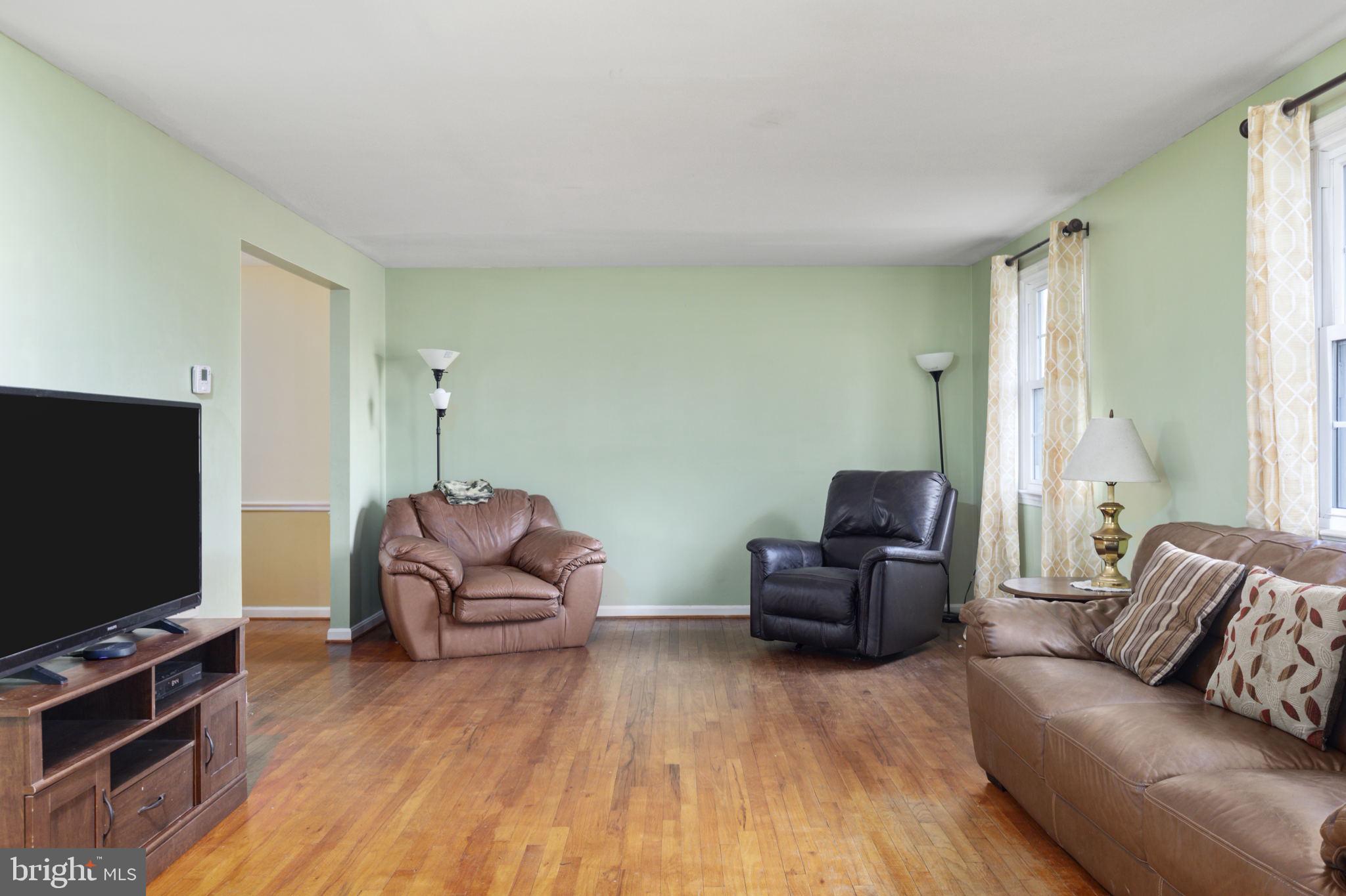 9789 Flint Rock Road Manassas, VA 20112 - Photo 3 of 44 Gallery Image 3