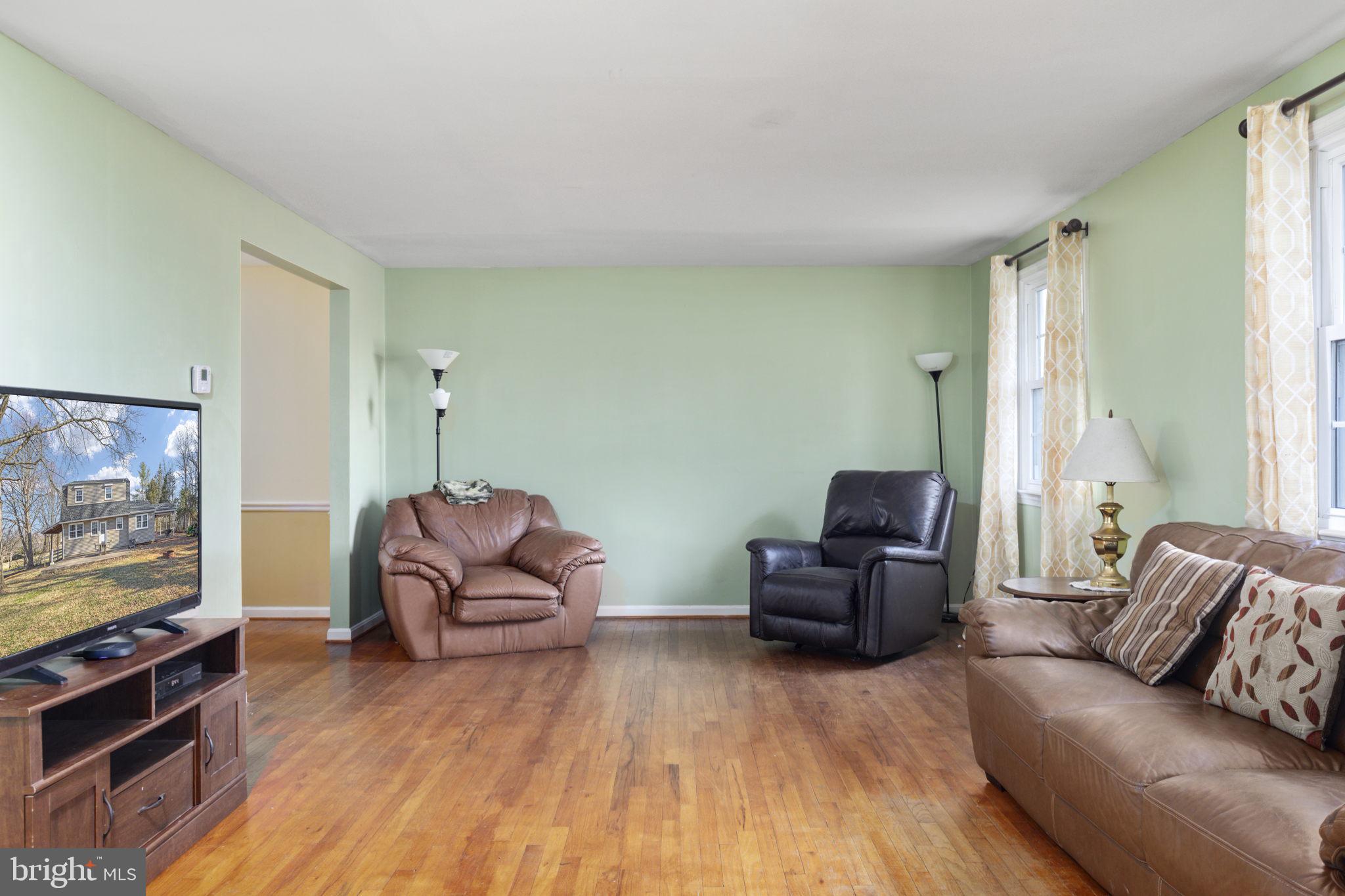 9789 Flint Rock Road Manassas, VA 20112 - Photo 4 of 44 Gallery Image 4