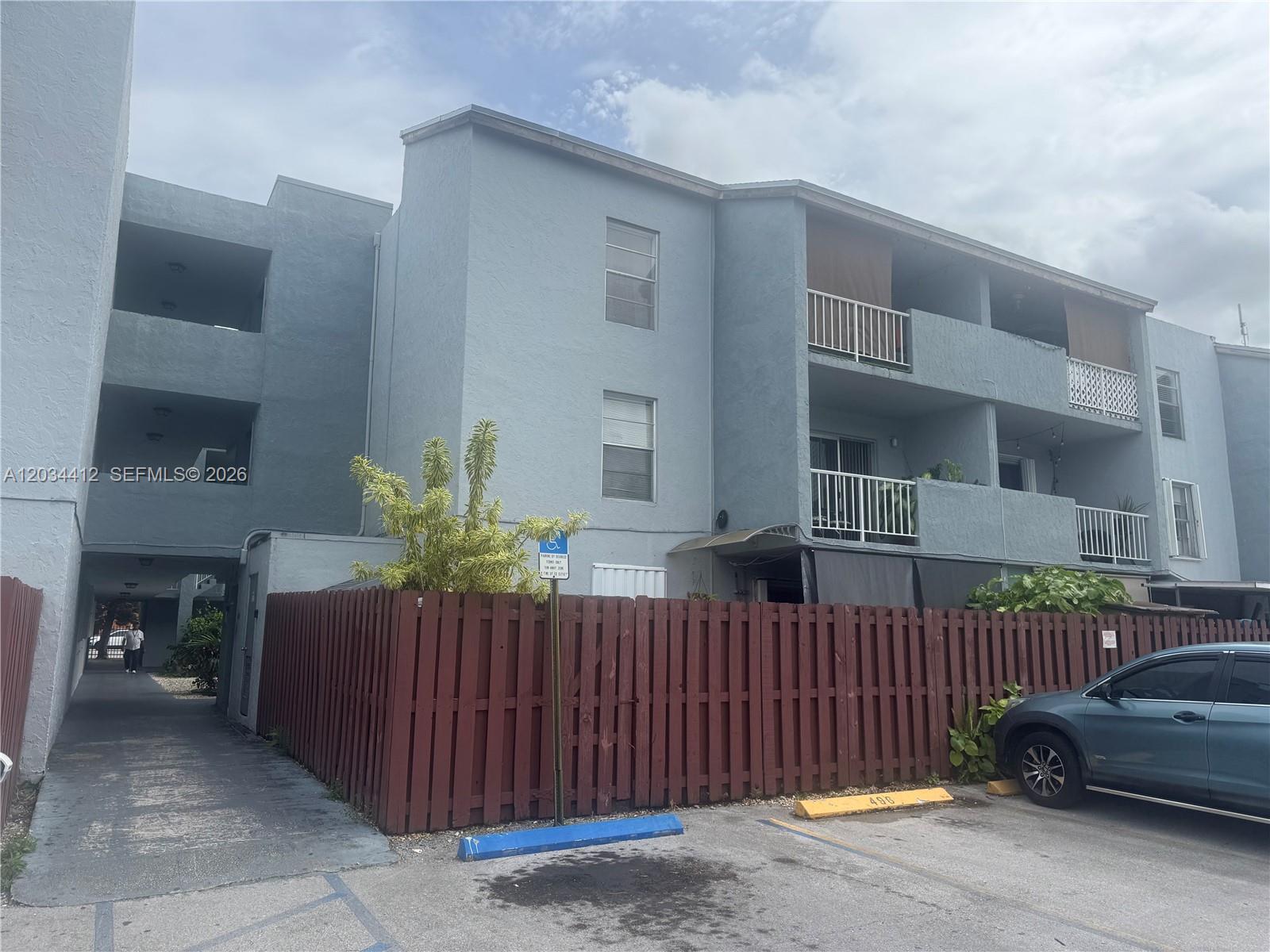 1725 West 60th Street, Unit F320 Hialeah, FL 33012 - Photo 1 of 16