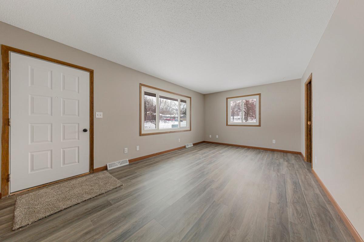 1110 Linden Street South Northfield, MN 55057 - Photo 6 of 22