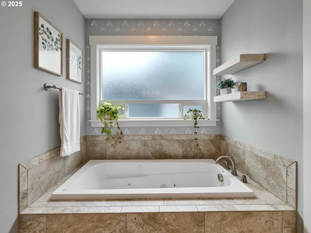 a bathroom with a bathtub