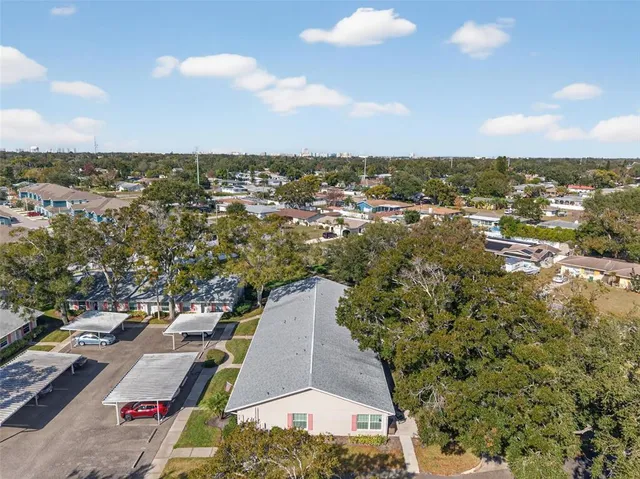 $220,000 | 1535 Nursery Road, Unit 211, Clearwater, FL 33756