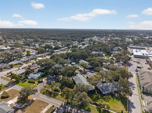 $220,000 | 1535 Nursery Road, Unit 211, Clearwater, FL 33756