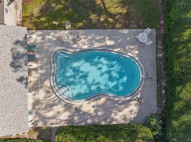 $220,000 | 1535 Nursery Road, Unit 211, Clearwater, FL 33756