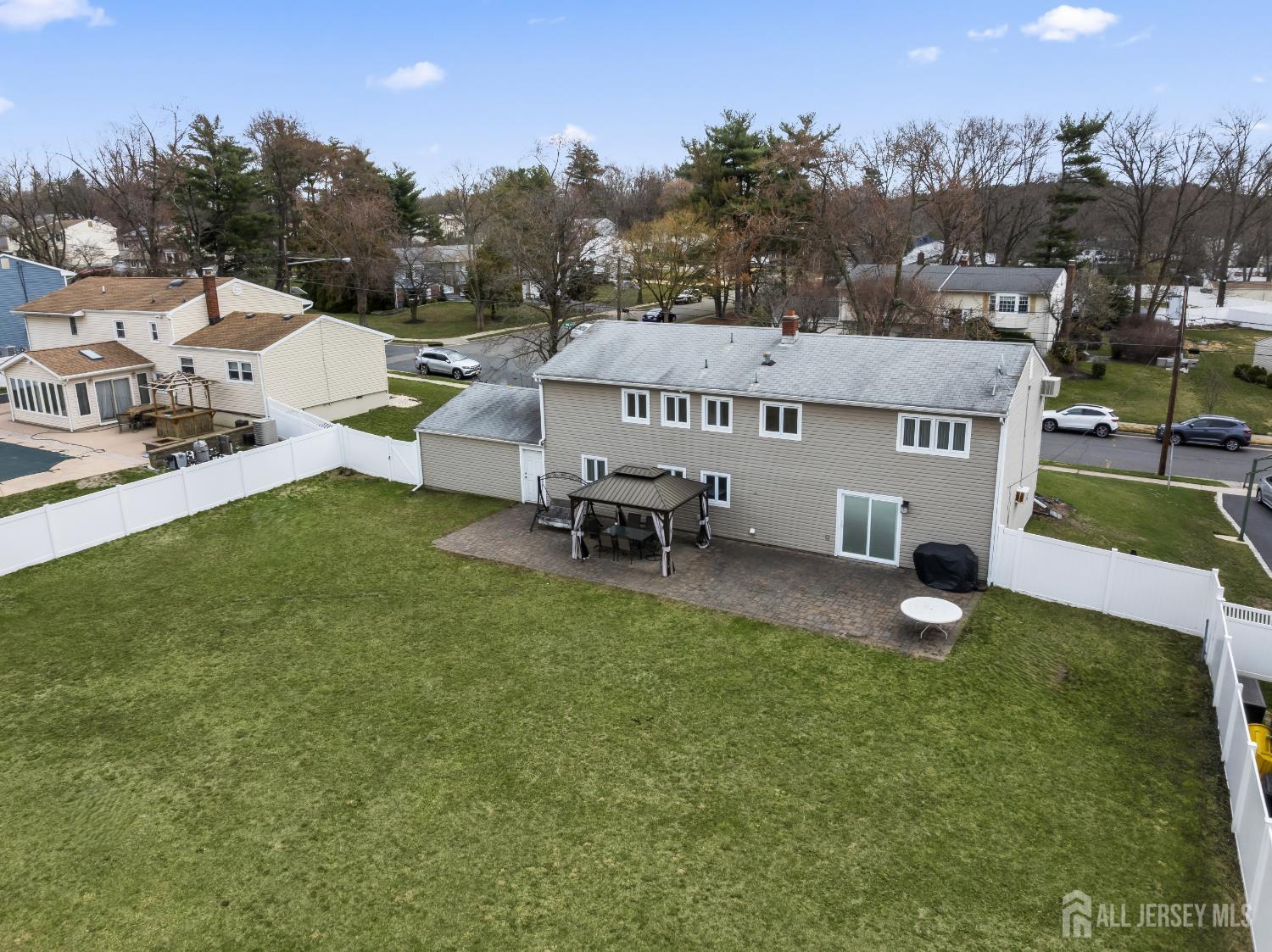 43 Wellington Road East Brunswick, NJ 08816 - Photo 20 of 23