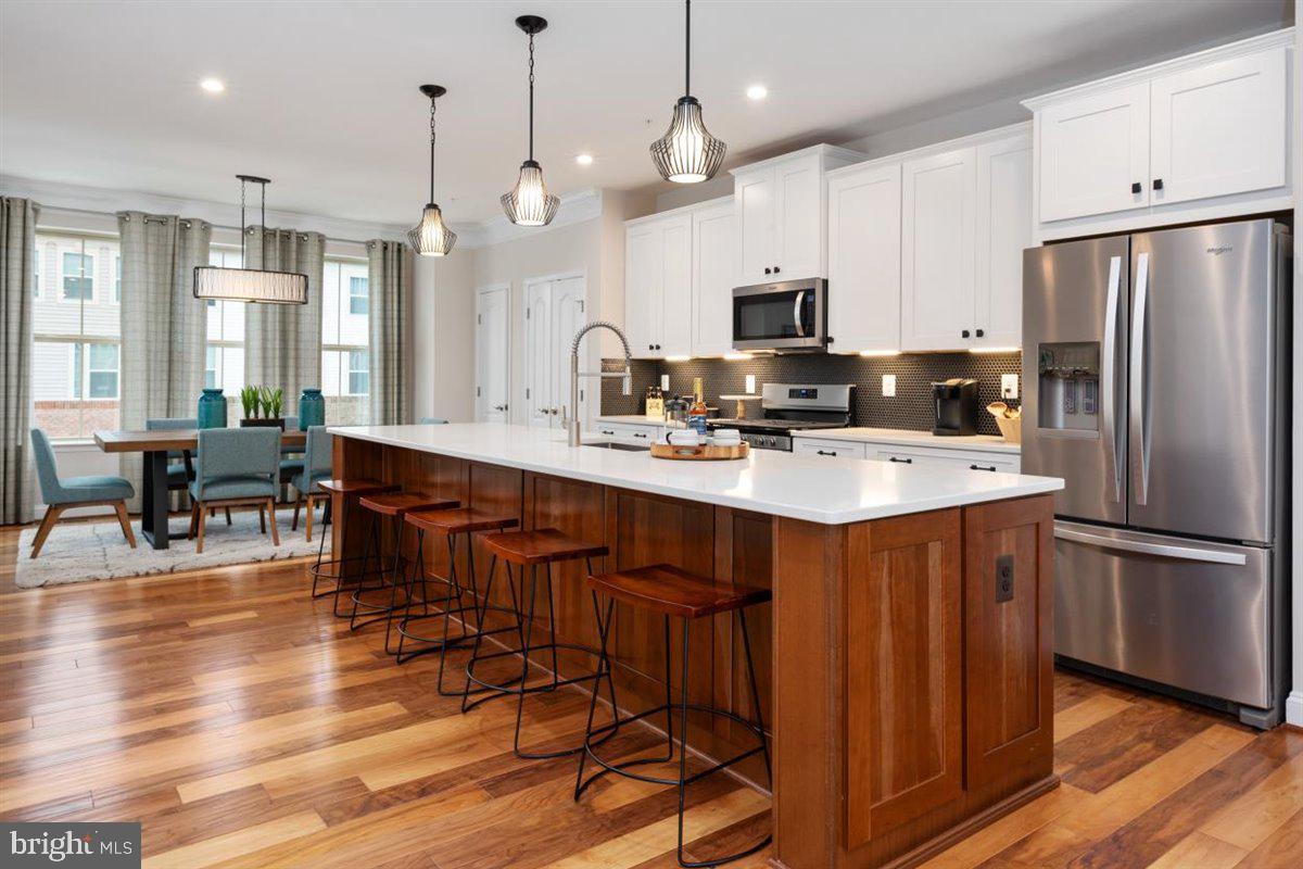 2920 Timberneck Way Hanover, MD 21076 - Photo 15 of 52 Spacious Breakfast Bar