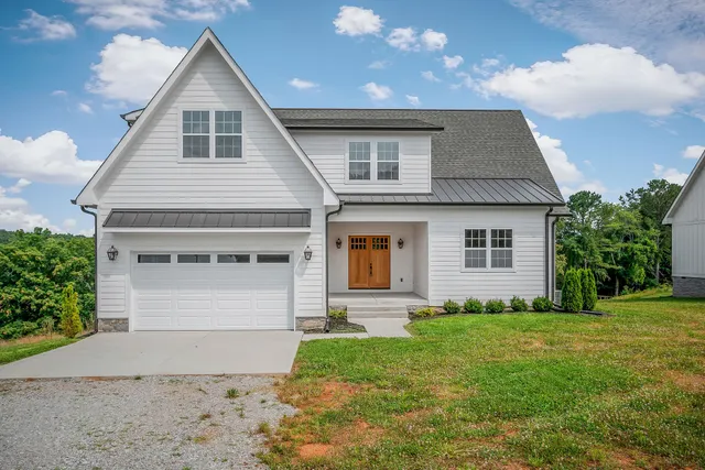 $679,900 | 617 Post Road, Rock Island, TN 38581