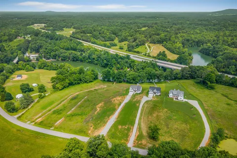 $679,900 | 617 Post Road, Rock Island, TN 38581