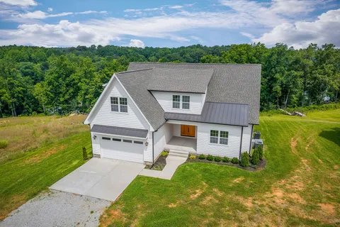 $679,900 | 617 Post Road, Rock Island, TN 38581