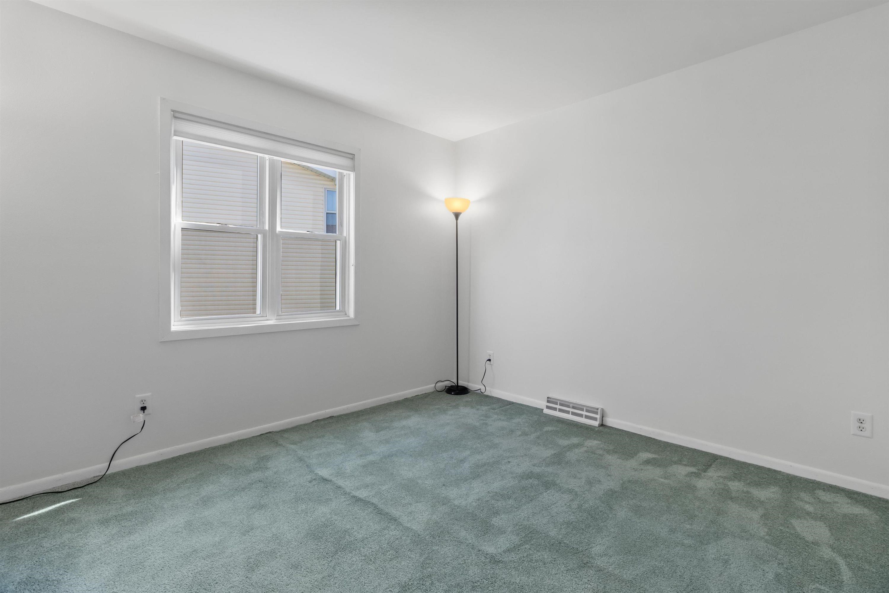 2318 Whitlock Road Madison, WI 53719 - Photo 19 of 37