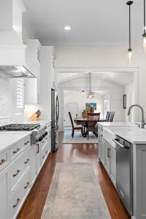 $1,925,000 | 2006 A Overhill Drive, Nashville, TN 37215