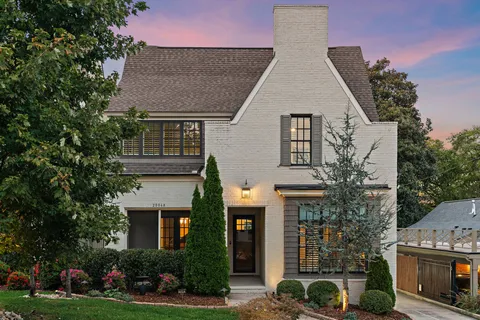 $1,925,000 | 2006 A Overhill Drive, Nashville, TN 37215