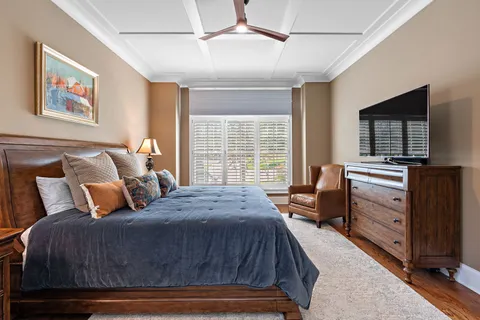 $1,925,000 | 2006 A Overhill Drive, Nashville, TN 37215