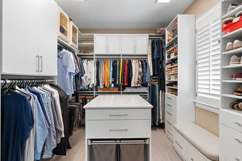 $1,925,000 | 2006 A Overhill Drive, Nashville, TN 37215