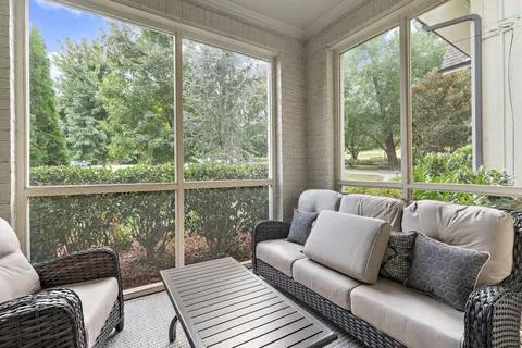 $1,925,000 | 2006 A Overhill Drive, Nashville, TN 37215