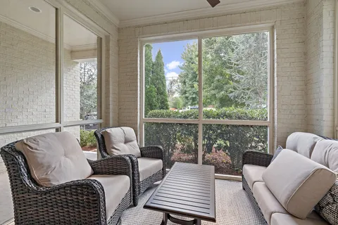 $1,925,000 | 2006 A Overhill Drive, Nashville, TN 37215
