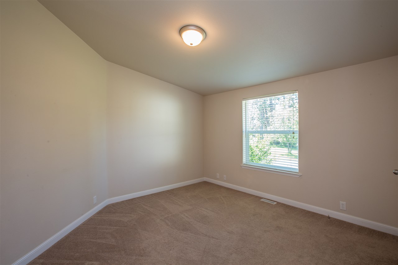 4024 West Gunthers Road Spokane, WA 99224 - Photo 12 of 20