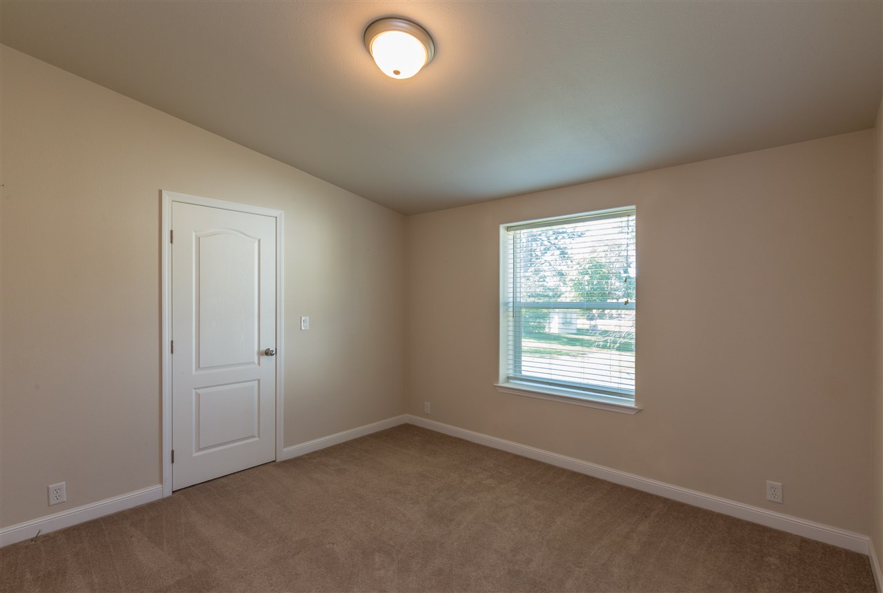 4024 West Gunthers Road Spokane, WA 99224 - Photo 14 of 20