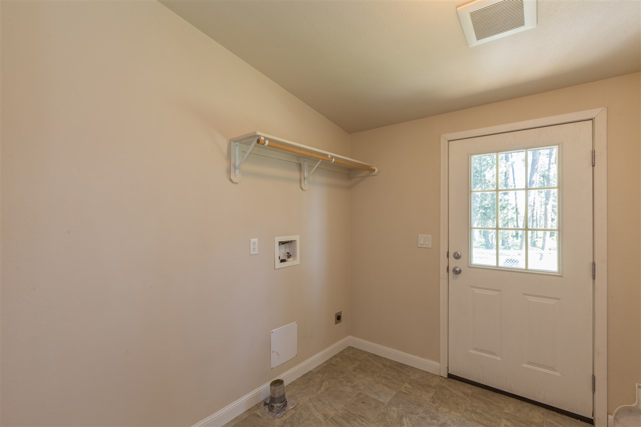 4024 West Gunthers Road Spokane, WA 99224 - Photo 16 of 20