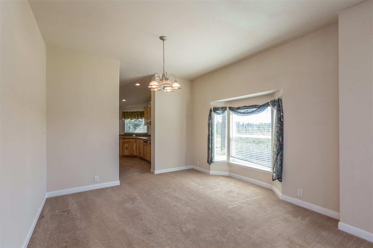 4024 West Gunthers Road Spokane, WA 99224 - Photo 5 of 20