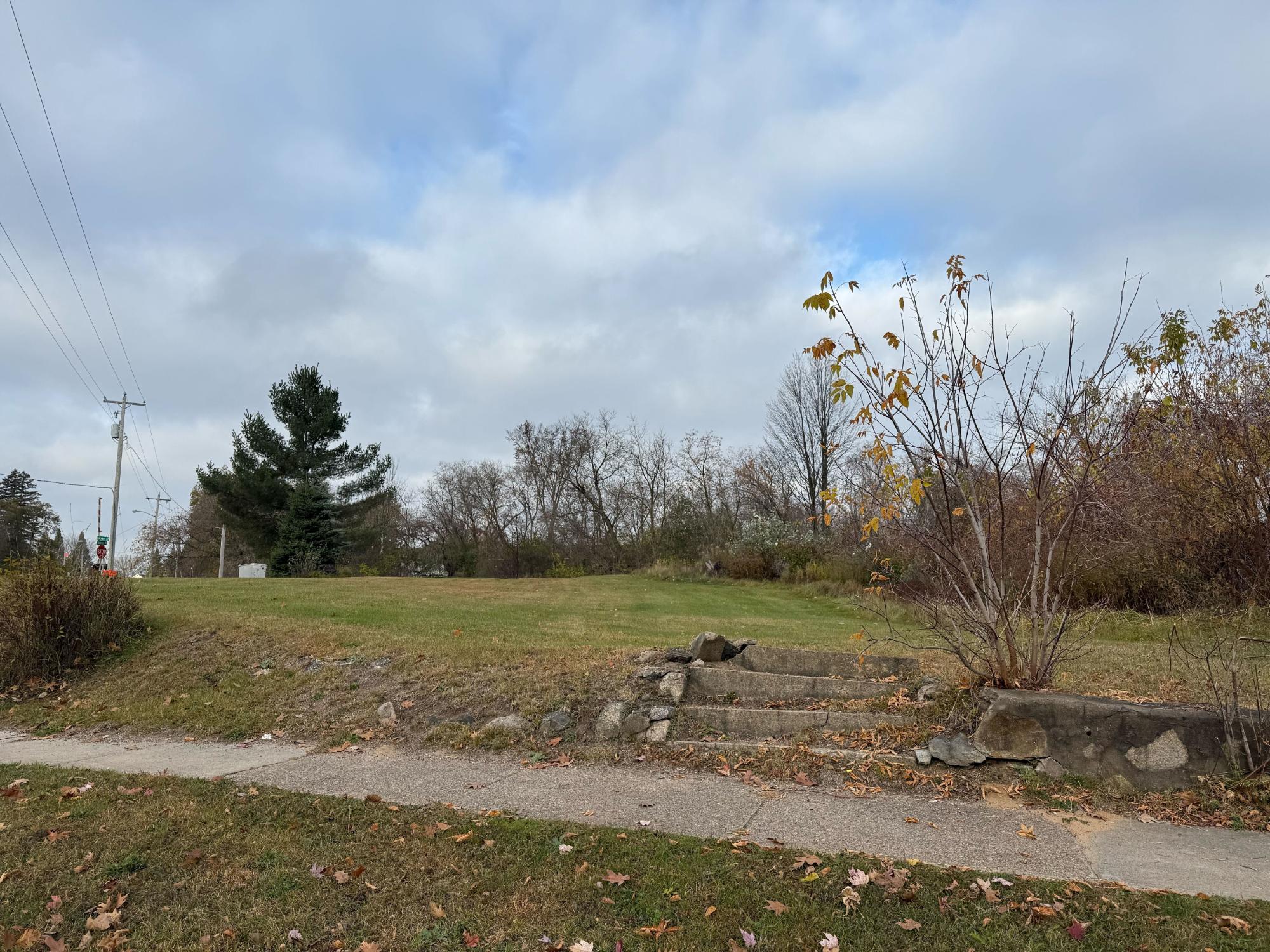 1205 Eagle Street Rhinelander, WI 54501 - Photo 1 of 12 Gallery Image 1
