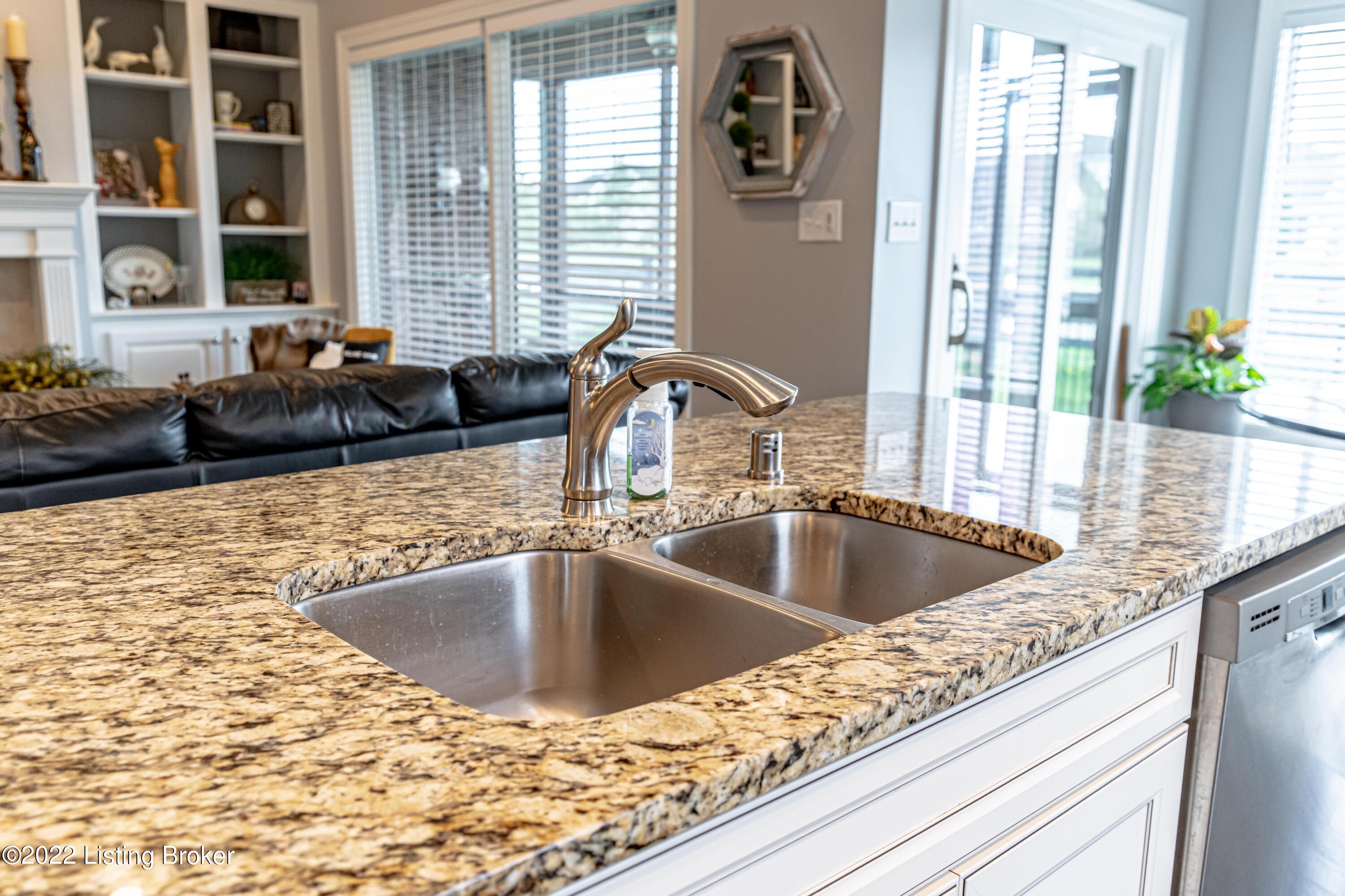 1939 Rivers Landing Drive Prospect, KY 40059 - Photo 23 of 74 Granite Countertop
