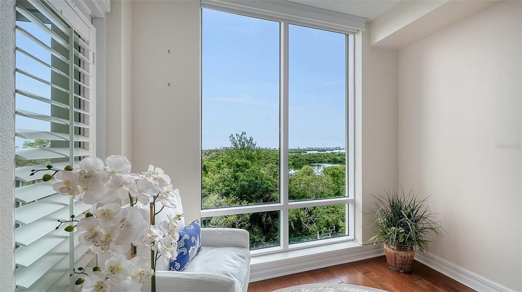 401 North Point Road, Unit 504 Osprey, FL 34229 - Photo 17 of 49