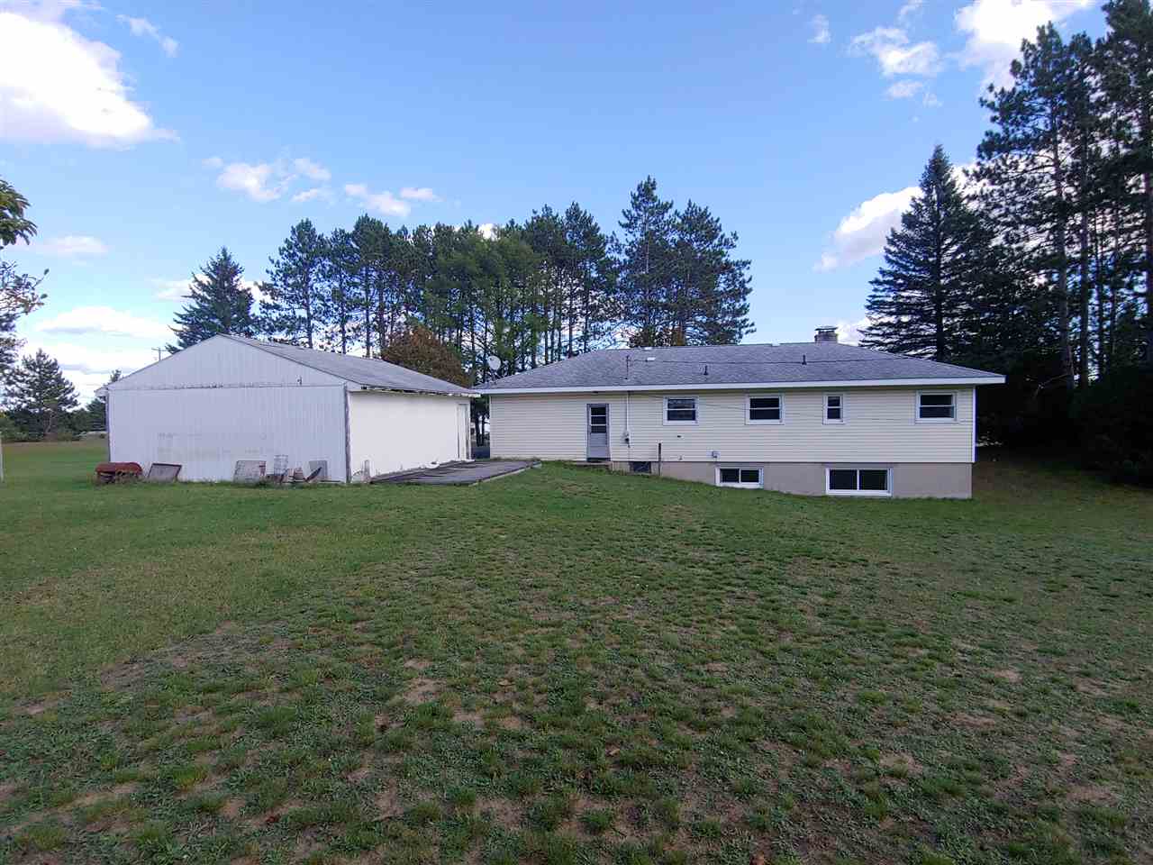 5960 South La Chance Road Cadillac, MI 49601 - Photo 36 of 47 1868357-35.JPG