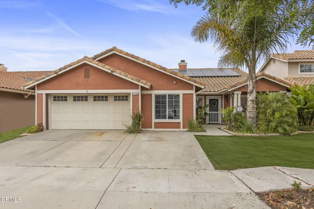 $949,000 | 718 Binnacle Street, Oxnard, CA 93035