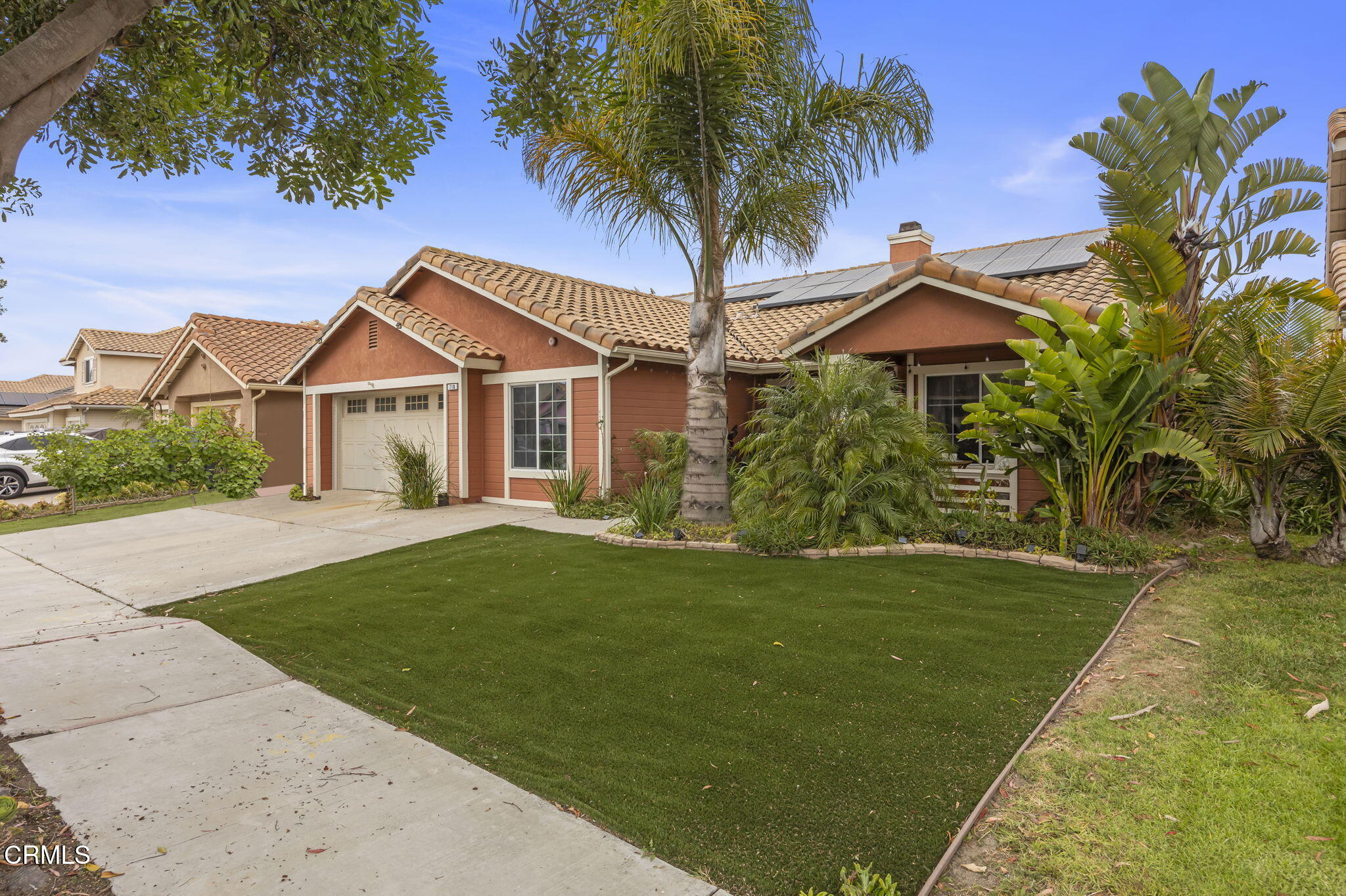 718 Binnacle Street Oxnard, CA 93035 - Photo 3 of 42 3-web-or-mls-Upmarketmedia_718Bin-9a