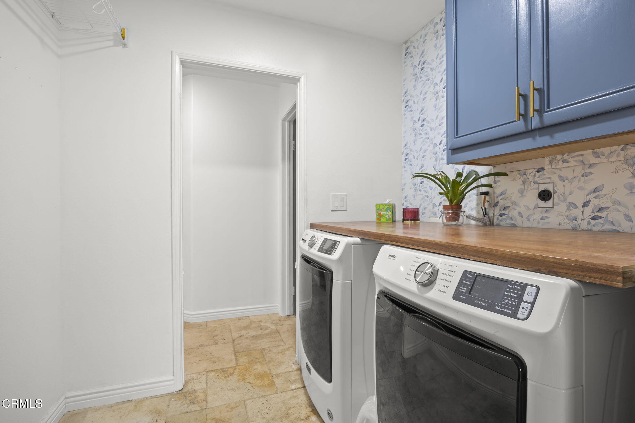 718 Binnacle Street Oxnard, CA 93035 - Photo 32 of 42 32-web-or-mls-Upmarketmedia_718Bin-102