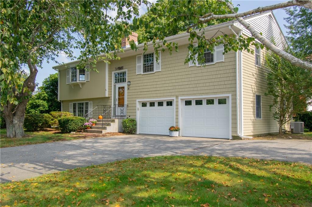 384 Valley Road, Middletown, RI 02842 Compass