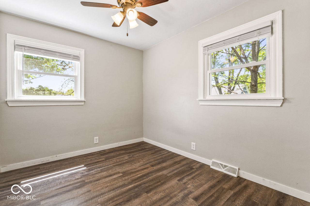 219 West Taylor Street Pendleton, IN 46064 - Photo 25 of 35