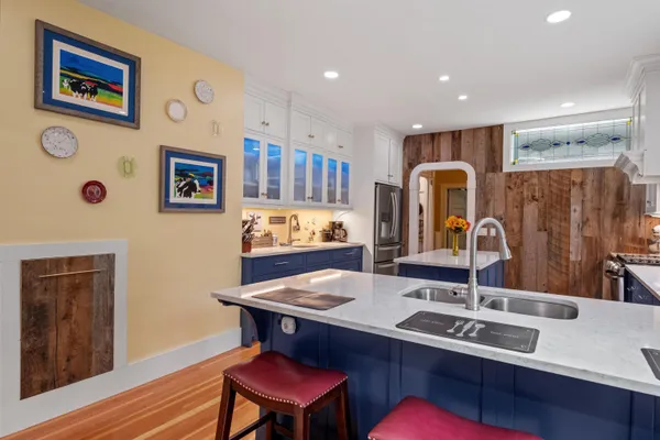 $795,000 | 1 Foster Place, Claremont, NH 03743