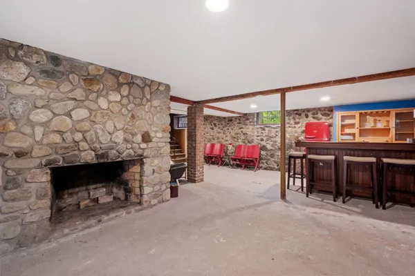 $795,000 | 1 Foster Place, Claremont, NH 03743