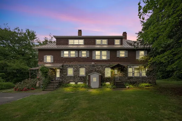 $795,000 | 1 Foster Place, Claremont, NH 03743