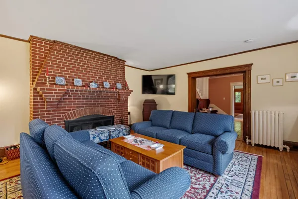 $795,000 | 1 Foster Place, Claremont, NH 03743
