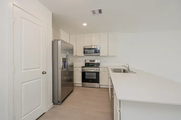 $1,870 | 621 Craven Street, Conroe, TX 77316