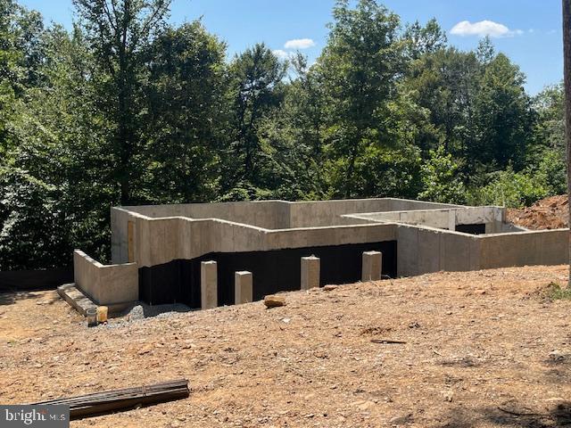 34 Timber Rdg Trail Culpeper, VA 22701 - Photo 4 of 10 a view of a outdoor space yard and furniture