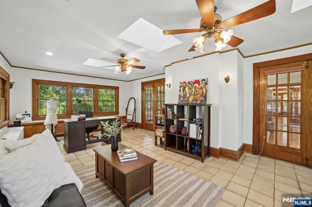 157 Sussex Road Tenafly, NJ 07670 - Photo 21 of 50