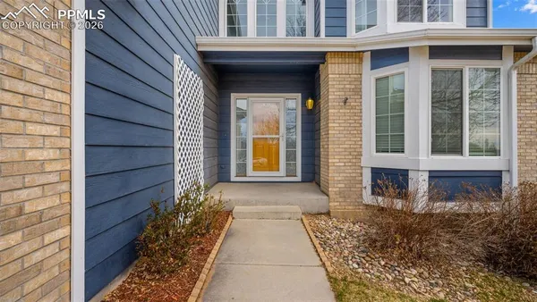 $599,999 | 6915 Hillock Drive, Colorado Springs, CO 80922