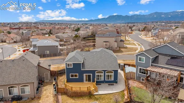 $599,999 | 6915 Hillock Drive, Colorado Springs, CO 80922