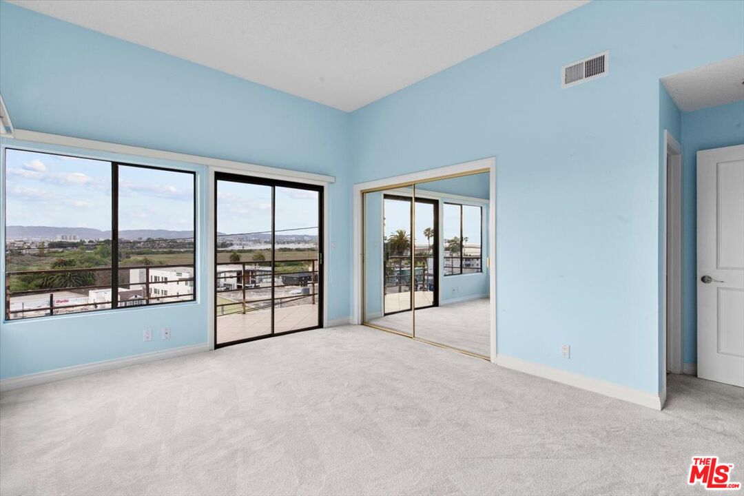 243 Montreal Street Playa del Rey, CA 90293 - Photo 33 of 47