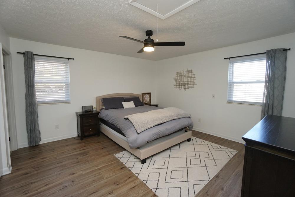 6097 Wilmer Road Cincinnati, OH 45247 - Photo 18 of 37