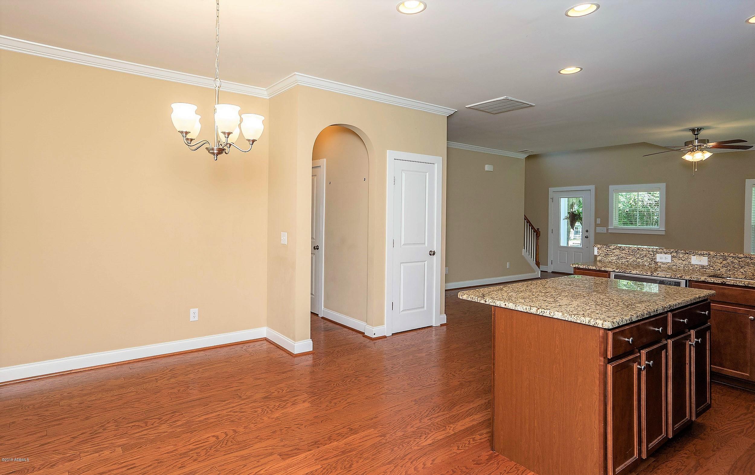 13 Osprey Road Beaufort, SC 29907 - Photo 11 of 40 DSC09043-1