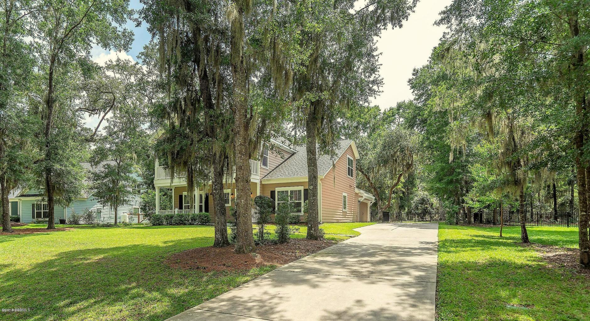 13 Osprey Road Beaufort, SC 29907 - Photo 2 of 40 20180725011228709327000000-o
