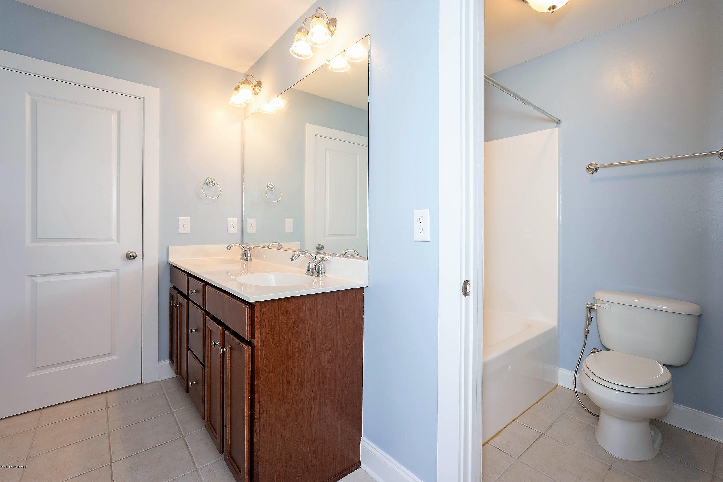 13 Osprey Road Beaufort, SC 29907 - Photo 24 of 40 DSC09023-1