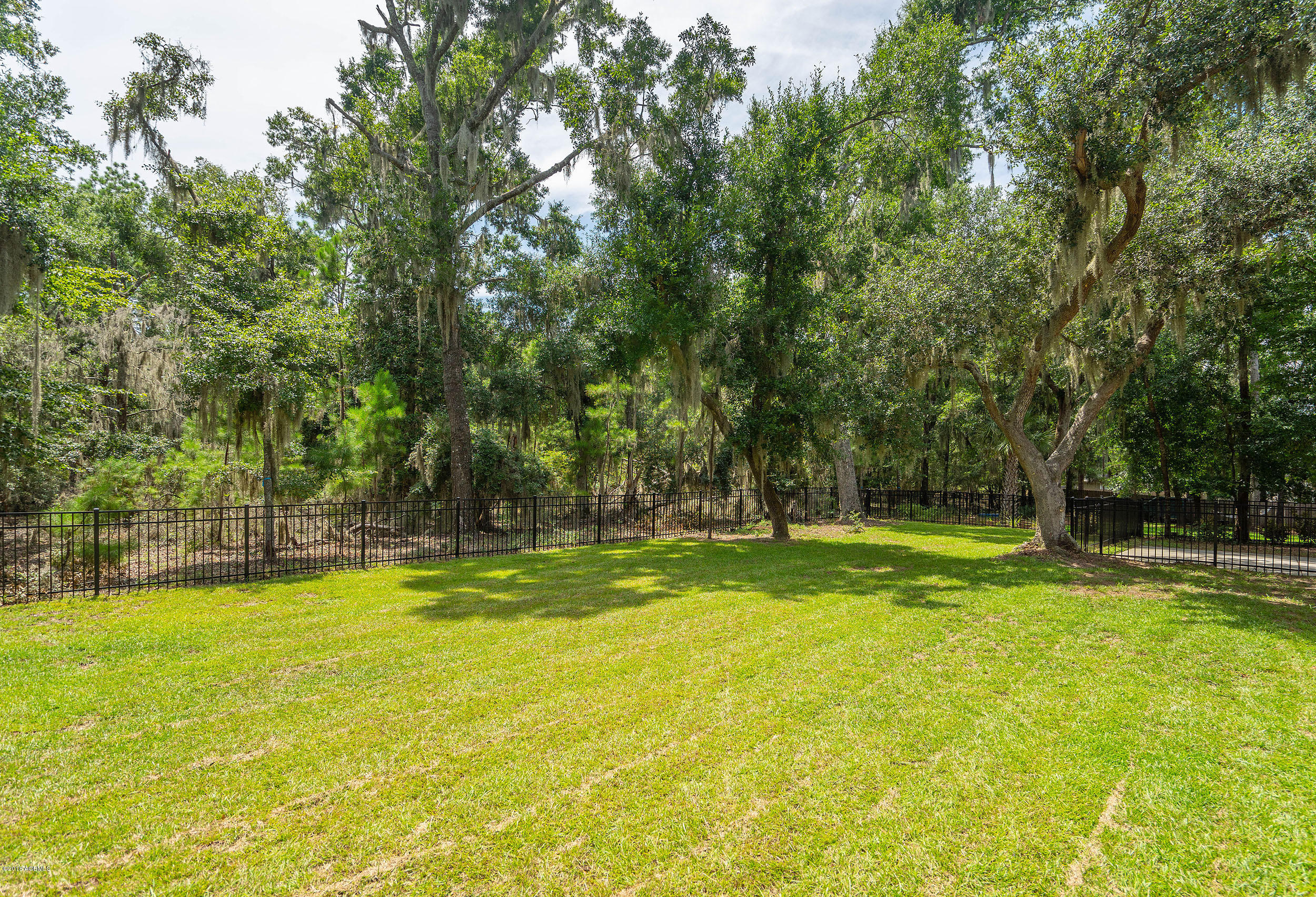 13 Osprey Road Beaufort, SC 29907 - Photo 36 of 40 DSC09075-1