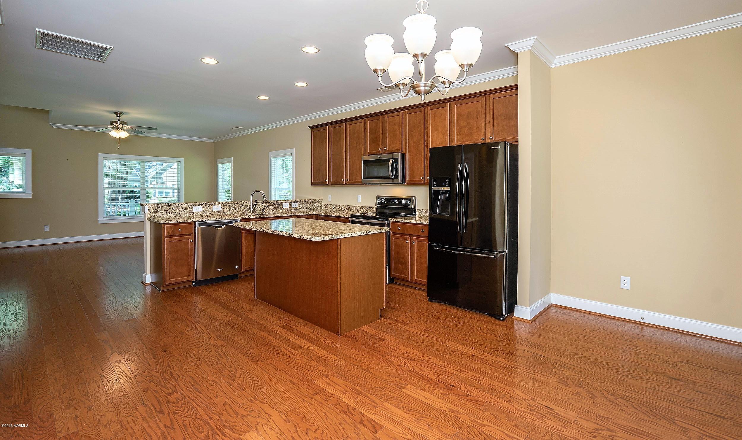 13 Osprey Road Beaufort, SC 29907 - Photo 7 of 40 DSC09045-1
