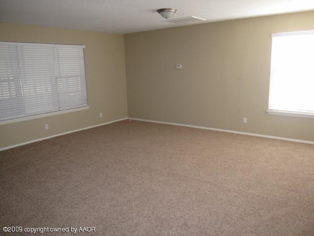 14001 Indian Hill Road Amarillo, TX 79124 - Photo 5 of 22 Family Room 2